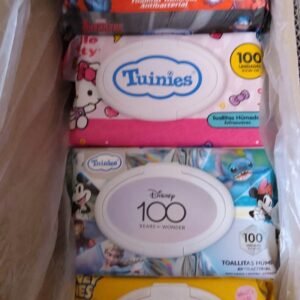 TOALLITAS HUMEDAS , MARCA TUNIES, 12 PAQUETES POR CAJA, 100 UNIDADES POR PAQUETE, PRECIO DE LA CAJA