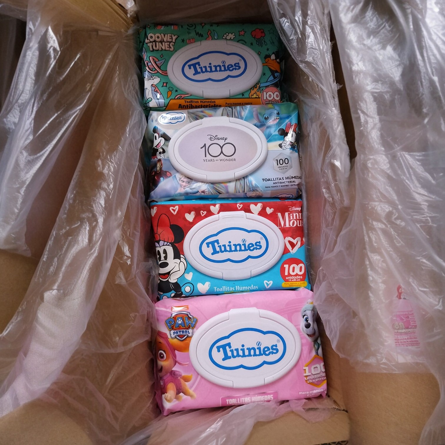 TOALLITAS HUMEDAS , MARCA TUNIES, 12 PAQUETES POR CAJA, 100 UNIDADES POR PAQUETE, PRECIO DE LA CAJA - Imagen 4